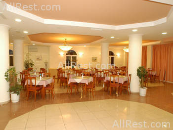 Petros Hotel 13